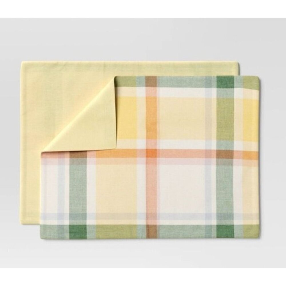 Target 2pk Yellow Plaid Placemats/Chargers Threshold 14 in x 19 in